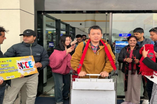 भ्रमण वर्षमा झनै कम चिनियाँ